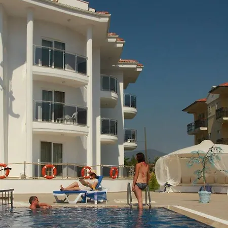 Nevada & אתר נופש 3*