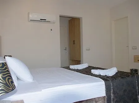 Nevada & אתר נופש פאטהיה