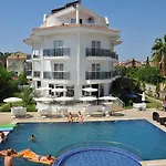 Nevada & Resort 3*